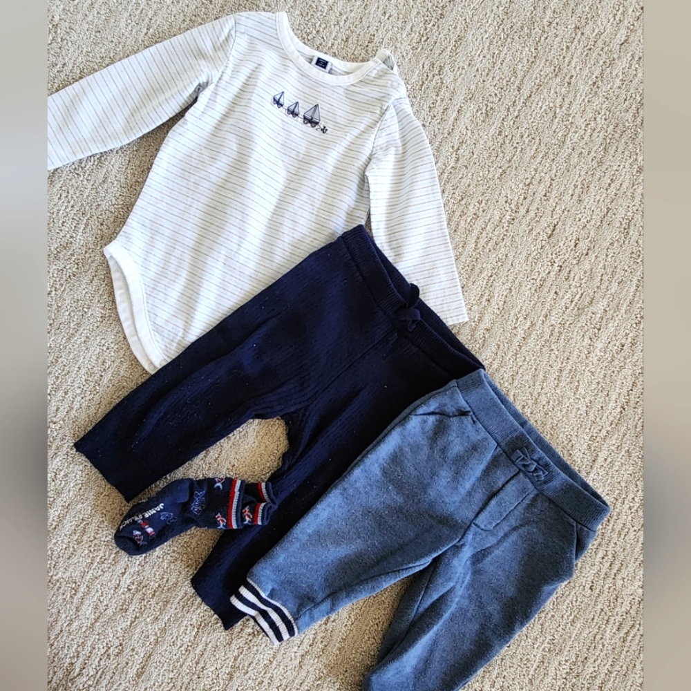 Baby Gap pants and onesie bundle. 6-12month